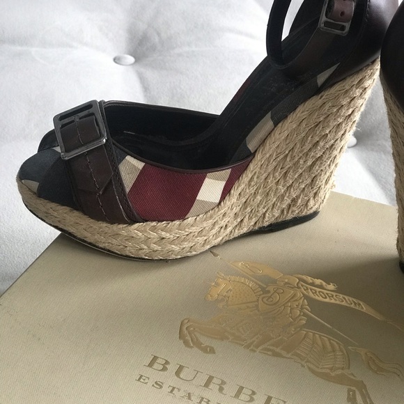 Burberry wedge heel espadrilles size 37 - Picture 3 of 4